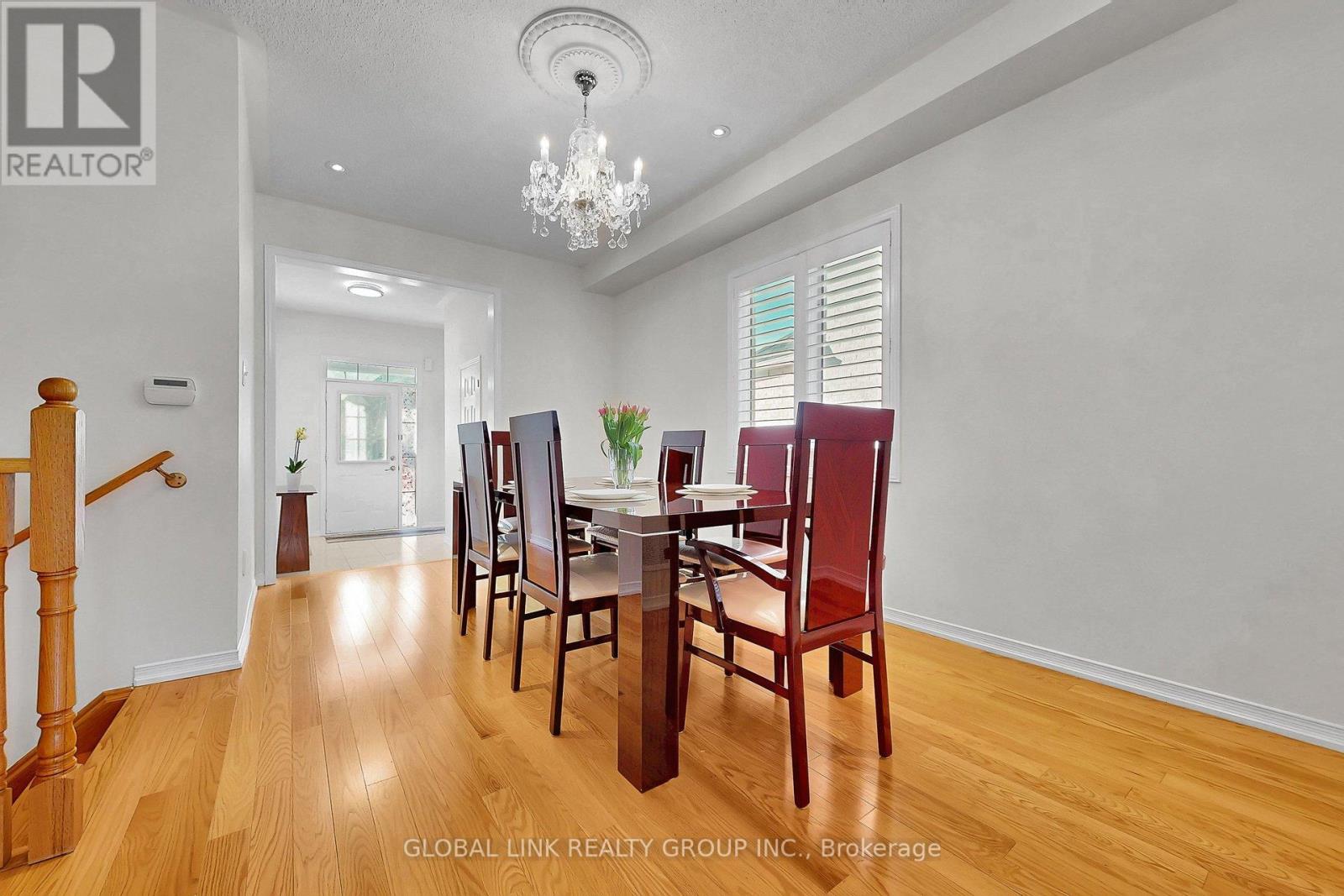 98 Wilf Morden Road, Whitchurch-Stouffville, Ontario  L4A 0K1 - Photo 7 - N12852638