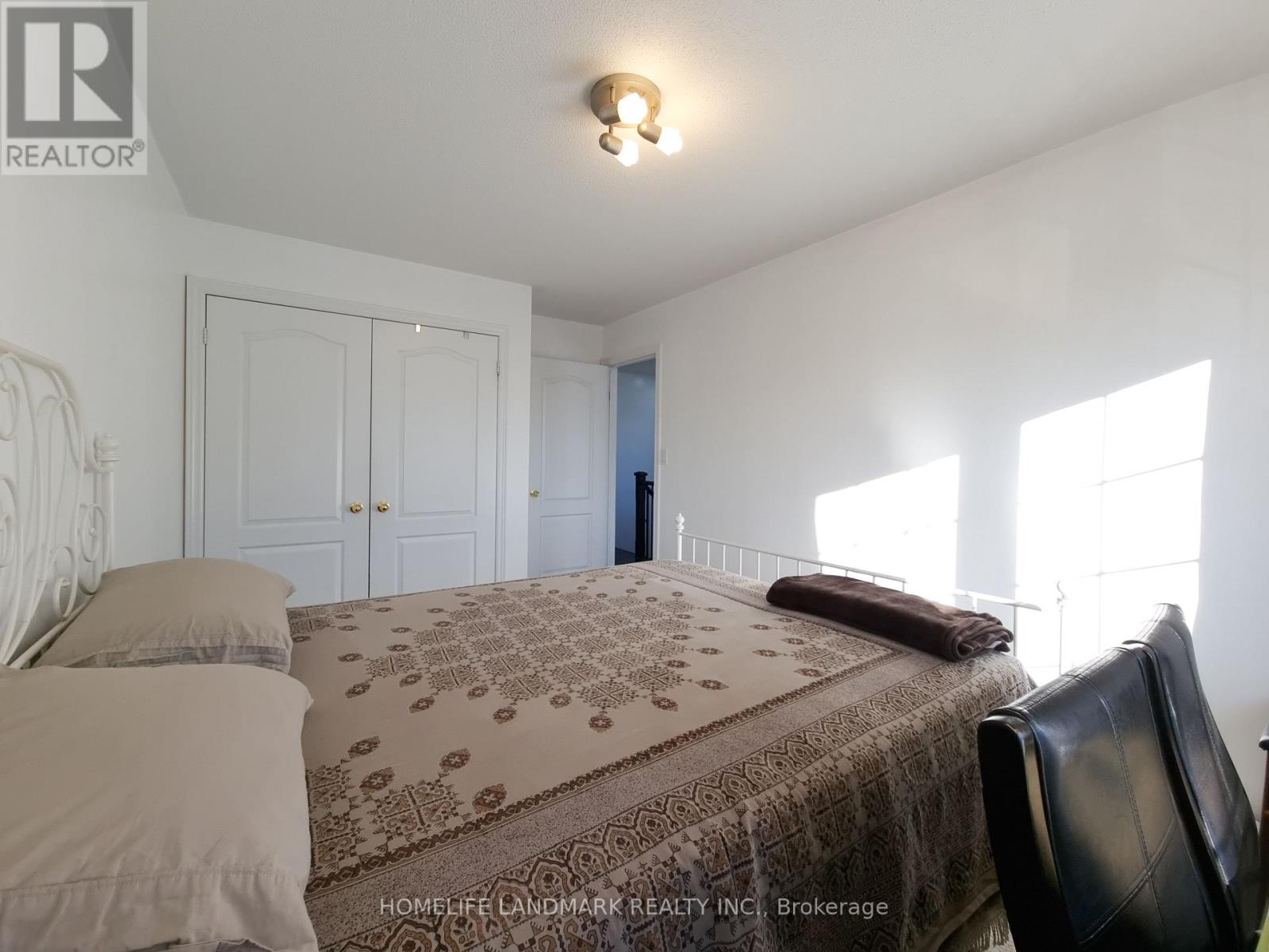 63 Lorenzo Circle, Brampton, Ontario  L6R 3N4 - Photo 20 - W12852626