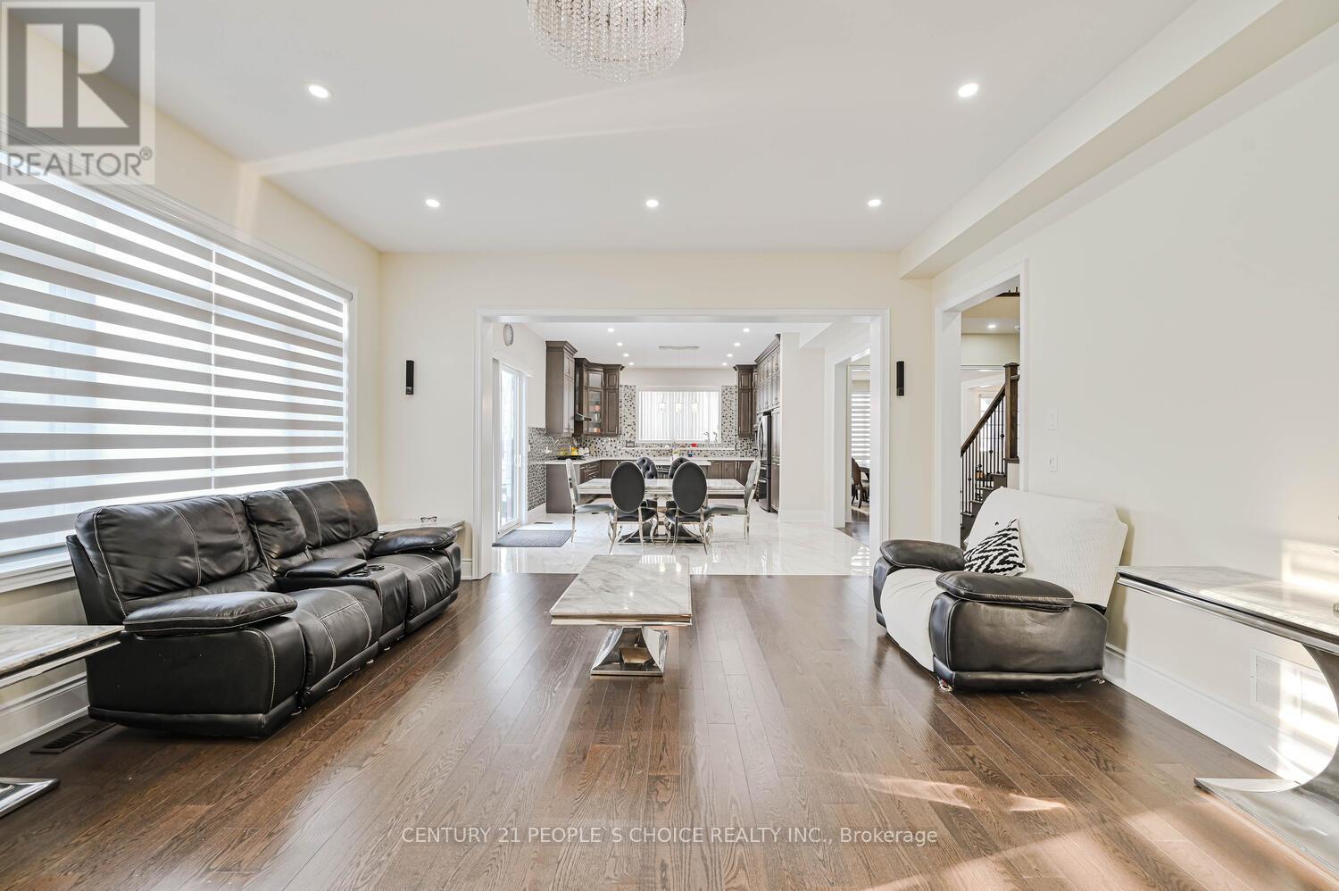 1 Carl Finlay Drive, Brampton, Ontario  L6P 4E2 - Photo 14 - W12852654