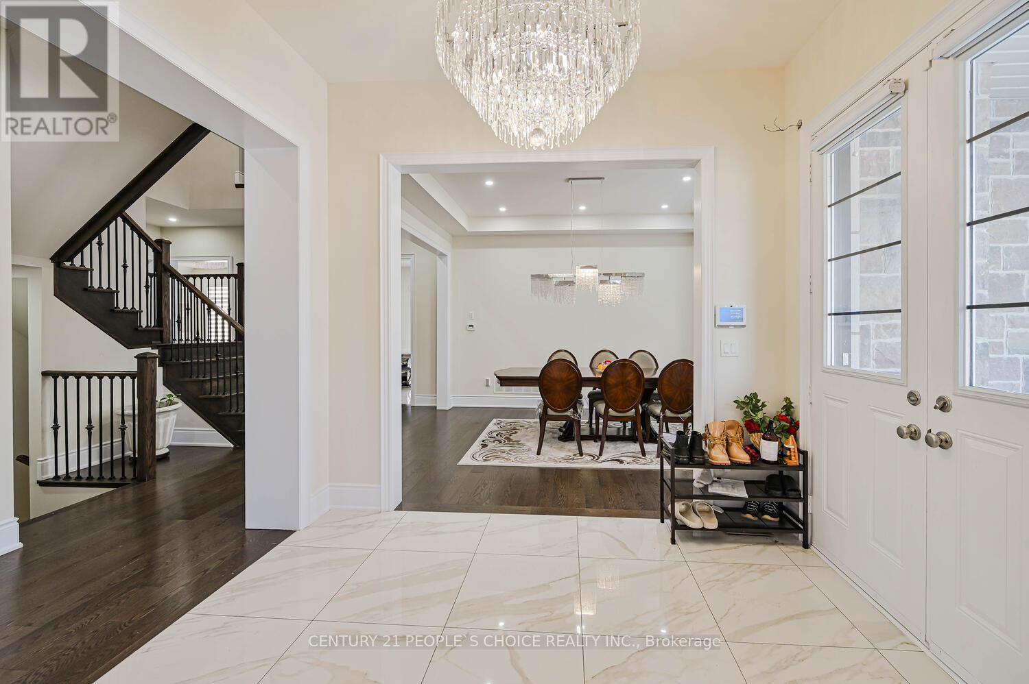 1 Carl Finlay Drive, Brampton, Ontario  L6P 4E2 - Photo 7 - W12852654