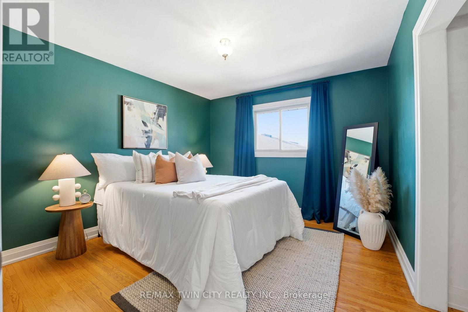 341 Terrace Hill Street, Brantford, Ontario  N3R 1H6 - Photo 10 - X12852622