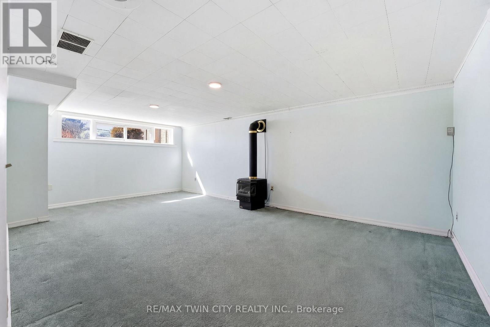 341 Terrace Hill Street, Brantford, Ontario  N3R 1H6 - Photo 15 - X12852622