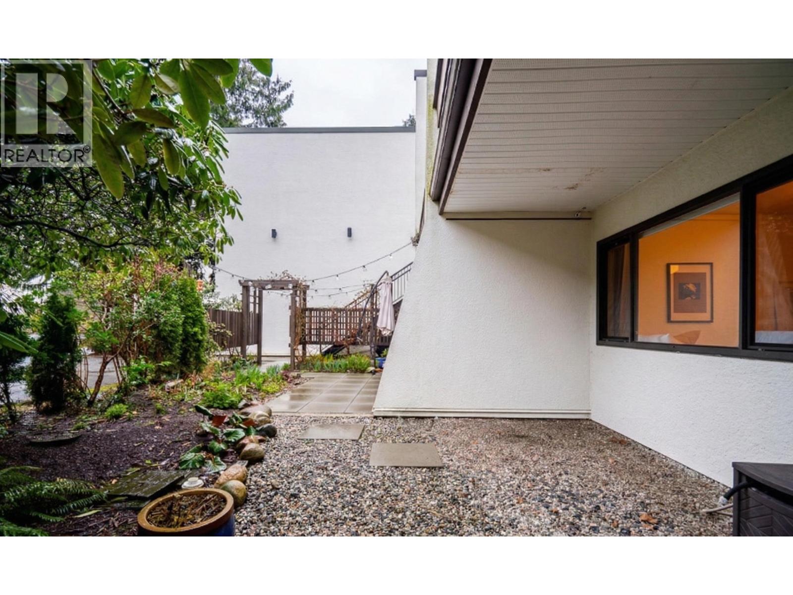 4 7363 Montecito Drive, Burnaby, British Columbia  V5A 1R4 - Photo 32 - R3096755