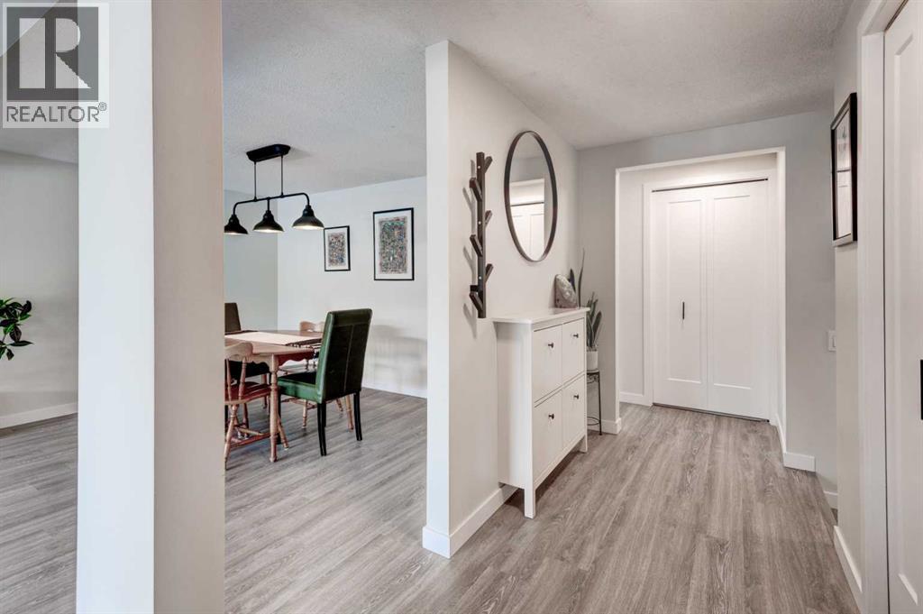 959 Bracewood Rise Sw, Calgary, Alberta  T5W 3E8 - Photo 16 - A2289112