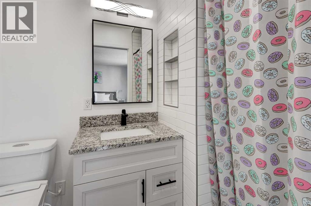 959 Bracewood Rise Sw, Calgary, Alberta  T5W 3E8 - Photo 21 - A2289112