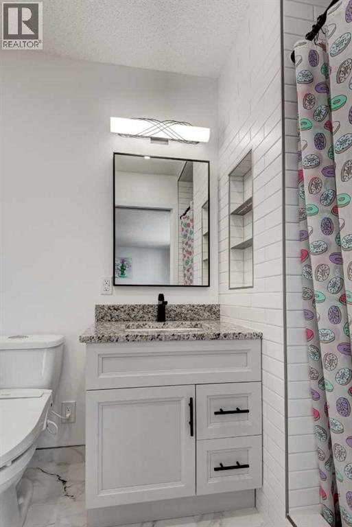 959 Bracewood Rise Sw, Calgary, Alberta  T5W 3E8 - Photo 22 - A2289112