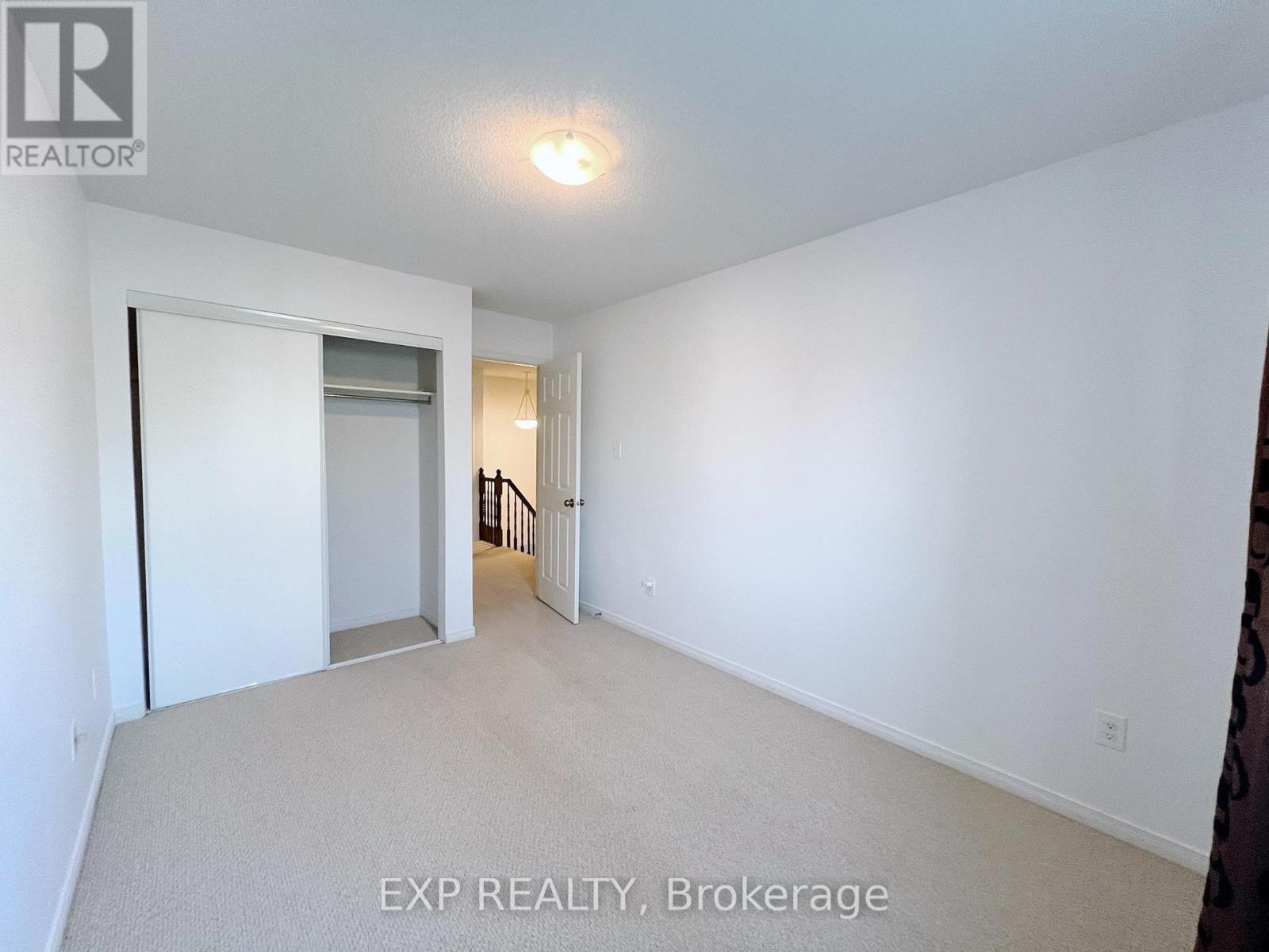 375 Rolling Meadow Crescent, Ottawa, Ontario  K1W 0A9 - Photo 11 - X12852662