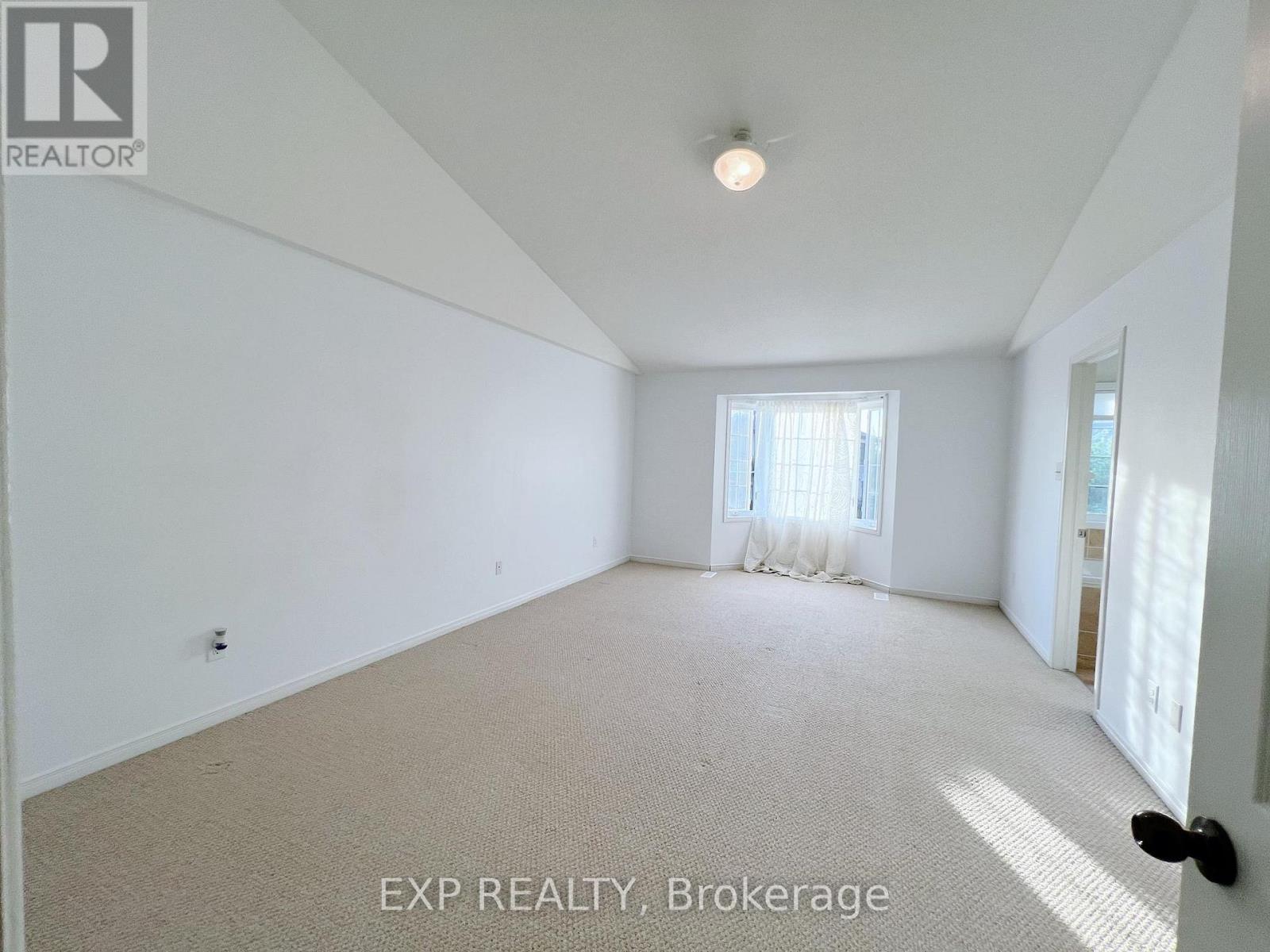 375 Rolling Meadow Crescent, Ottawa, Ontario  K1W 0A9 - Photo 9 - X12852662