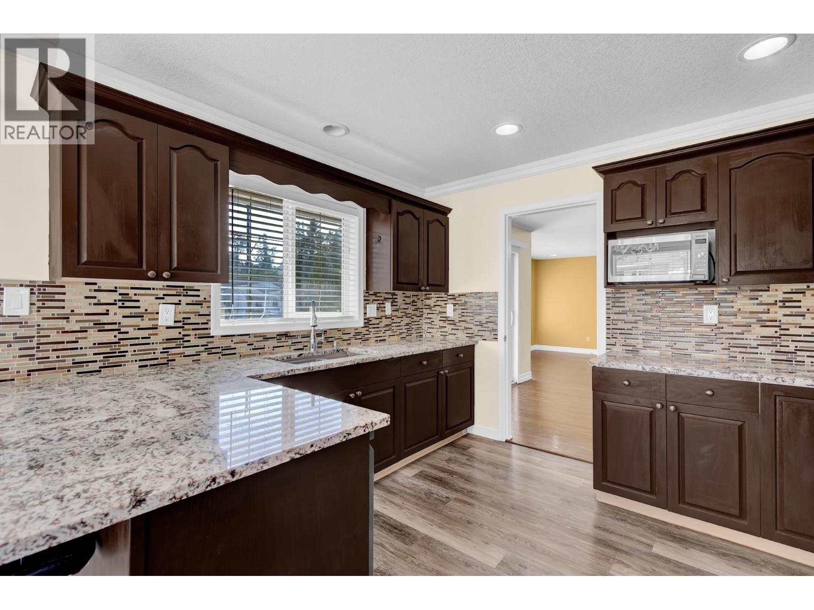 2764 Merritt Road, Prince George, British Columbia  V2N 1M4 - Photo 6 - R3096052