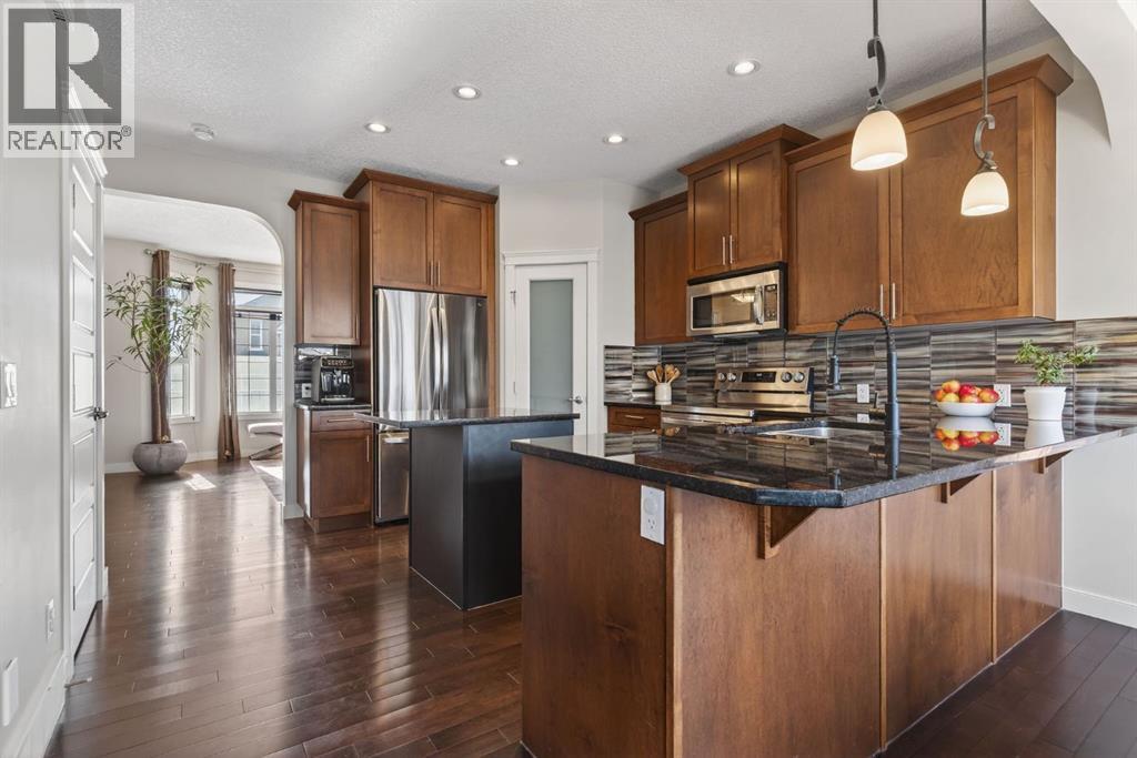 999 Evanston Drive Nw, Calgary, Alberta  T3P 0K9 - Photo 7 - A2289833