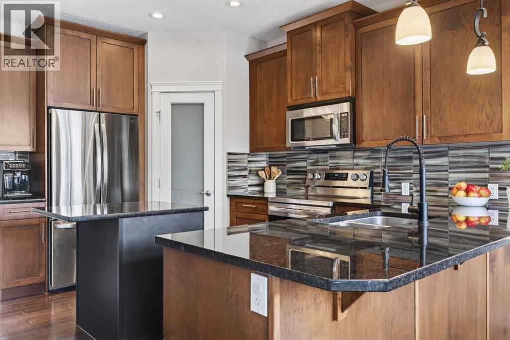 999 Evanston Drive Nw, Calgary, Alberta  T3P 0K9 - Photo 8 - A2289833