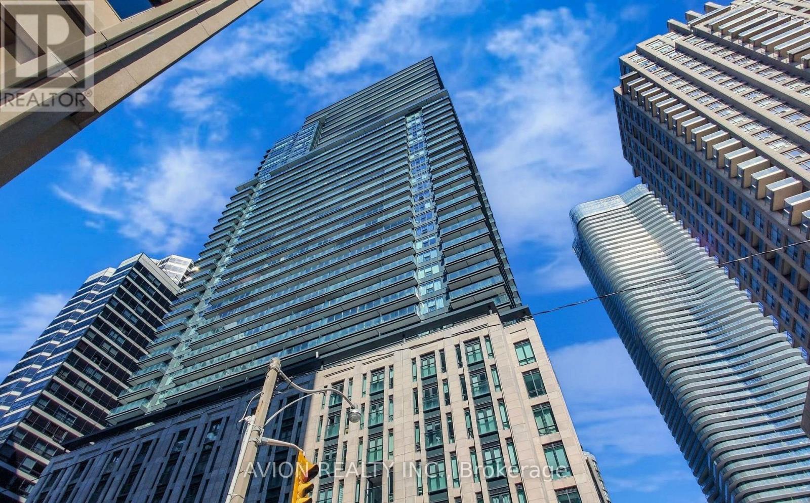 209 - 955 Bay Street, Toronto, Ontario  M5S 2A2 - Photo 1 - C12852674