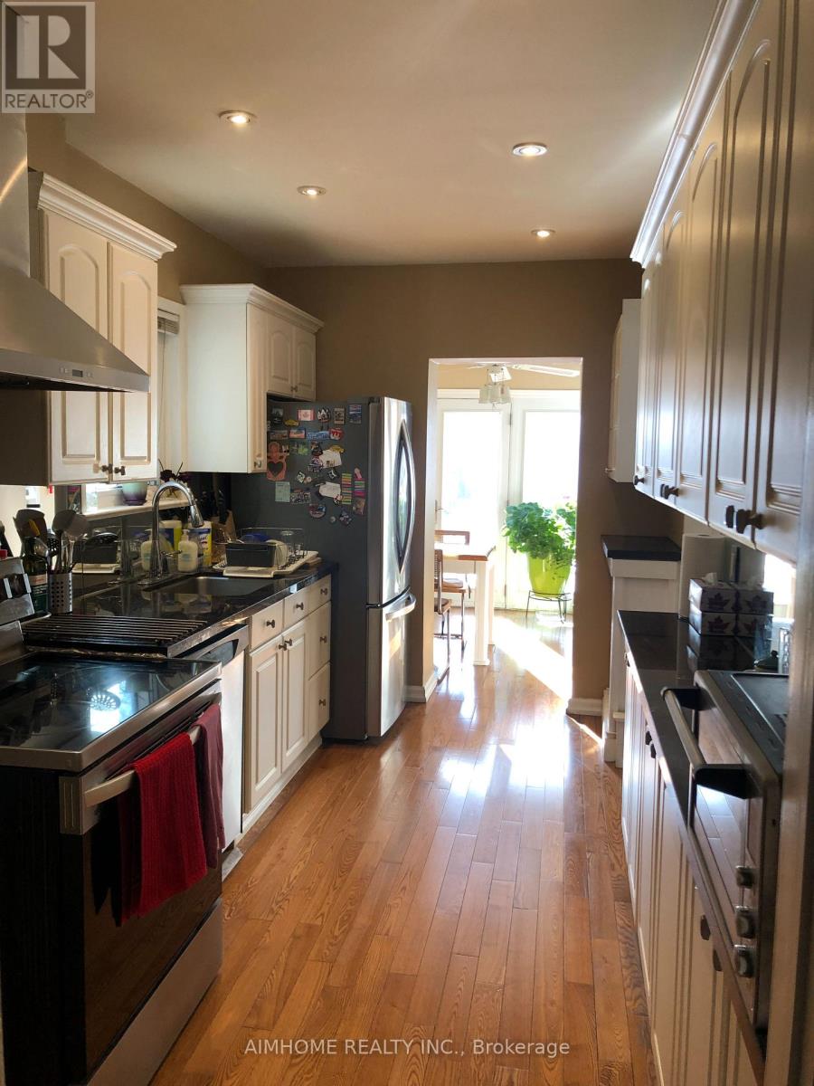 268 Jedburgh Road, Toronto, Ontario  M5M 3K4 - Photo 14 - C12852700