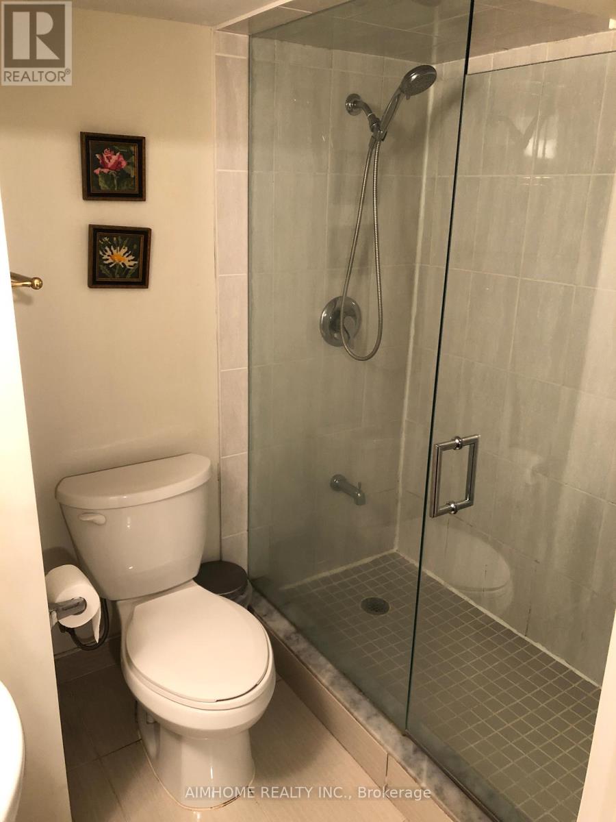 268 Jedburgh Road, Toronto, Ontario  M5M 3K4 - Photo 38 - C12852700