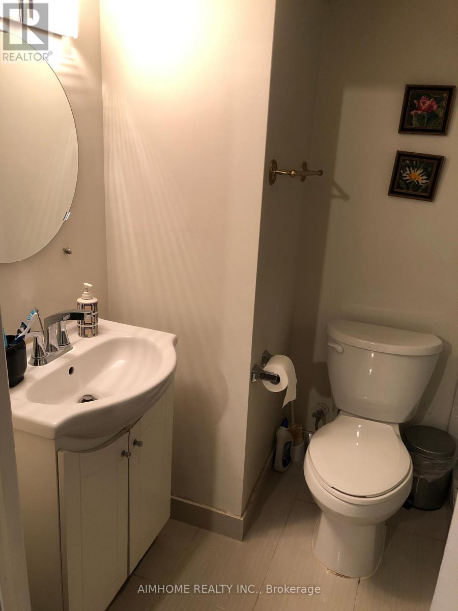 268 Jedburgh Road, Toronto, Ontario  M5M 3K4 - Photo 39 - C12852700