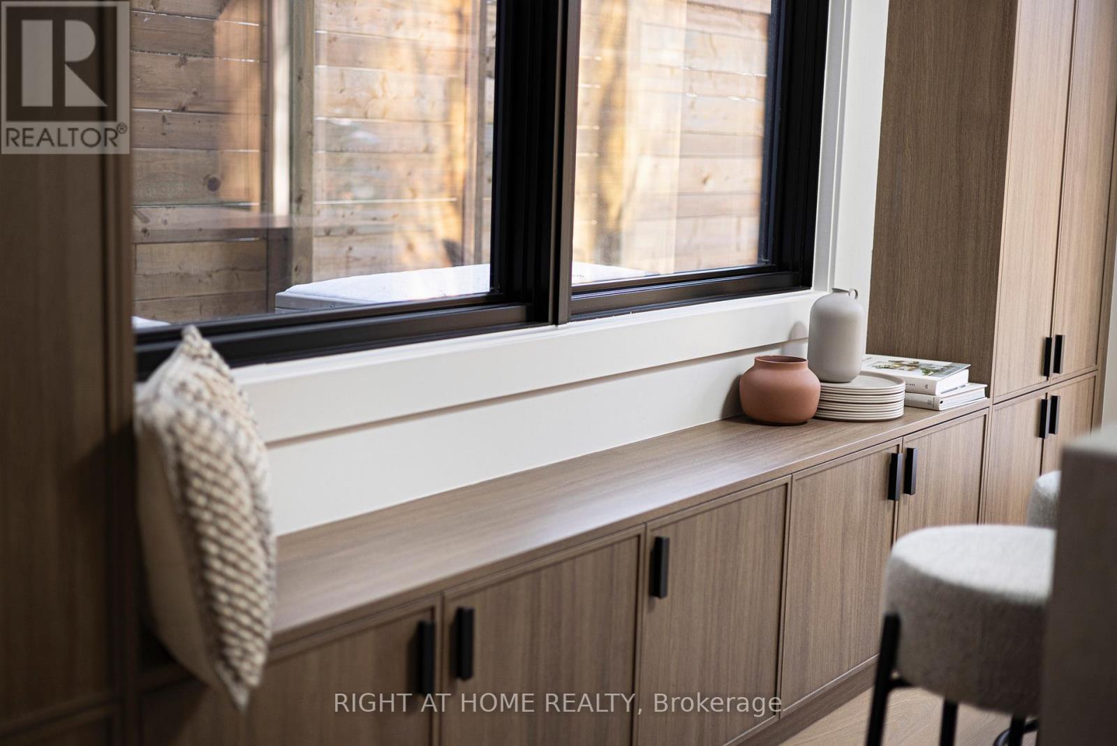 292 Borden Street, Toronto, Ontario  M5S 2N6 - Photo 12 - C12852708