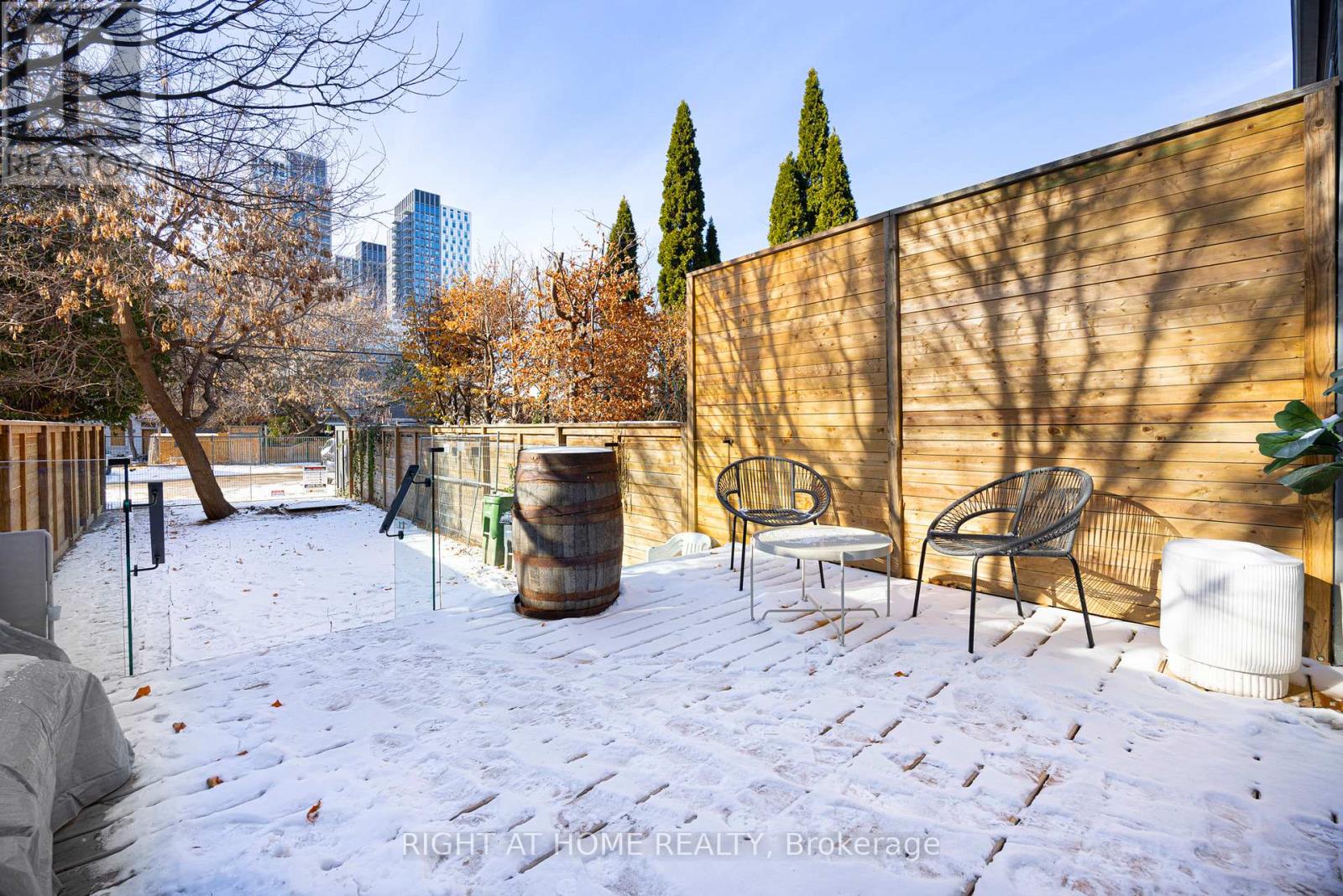 292 Borden Street, Toronto, Ontario  M5S 2N6 - Photo 45 - C12852708