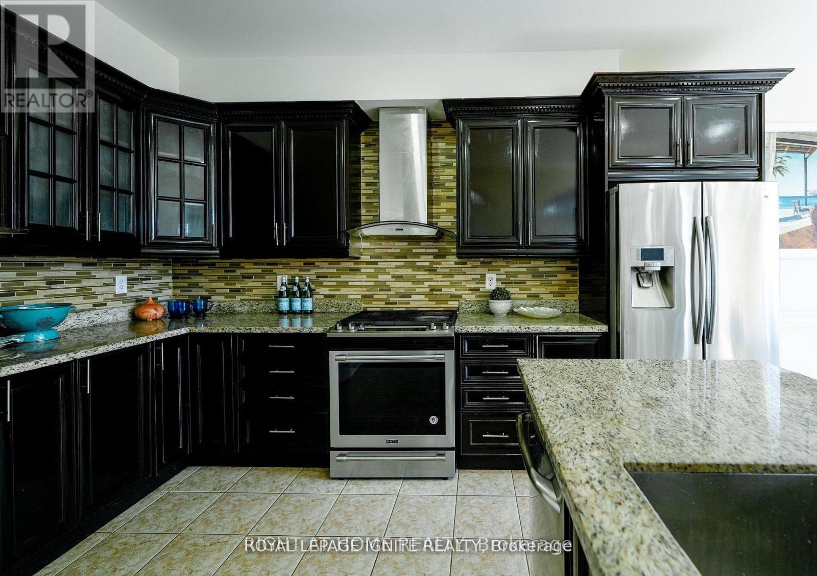 5 Dent Street, Ajax, Ontario  L1T 4E8 - Photo 9 - E12852696