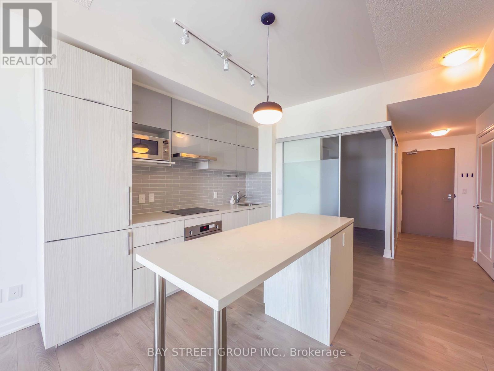 1001b - 8 Rouge Valley Drive W, Markham, Ontario  L6G 0G8 - Photo 12 - N12852672