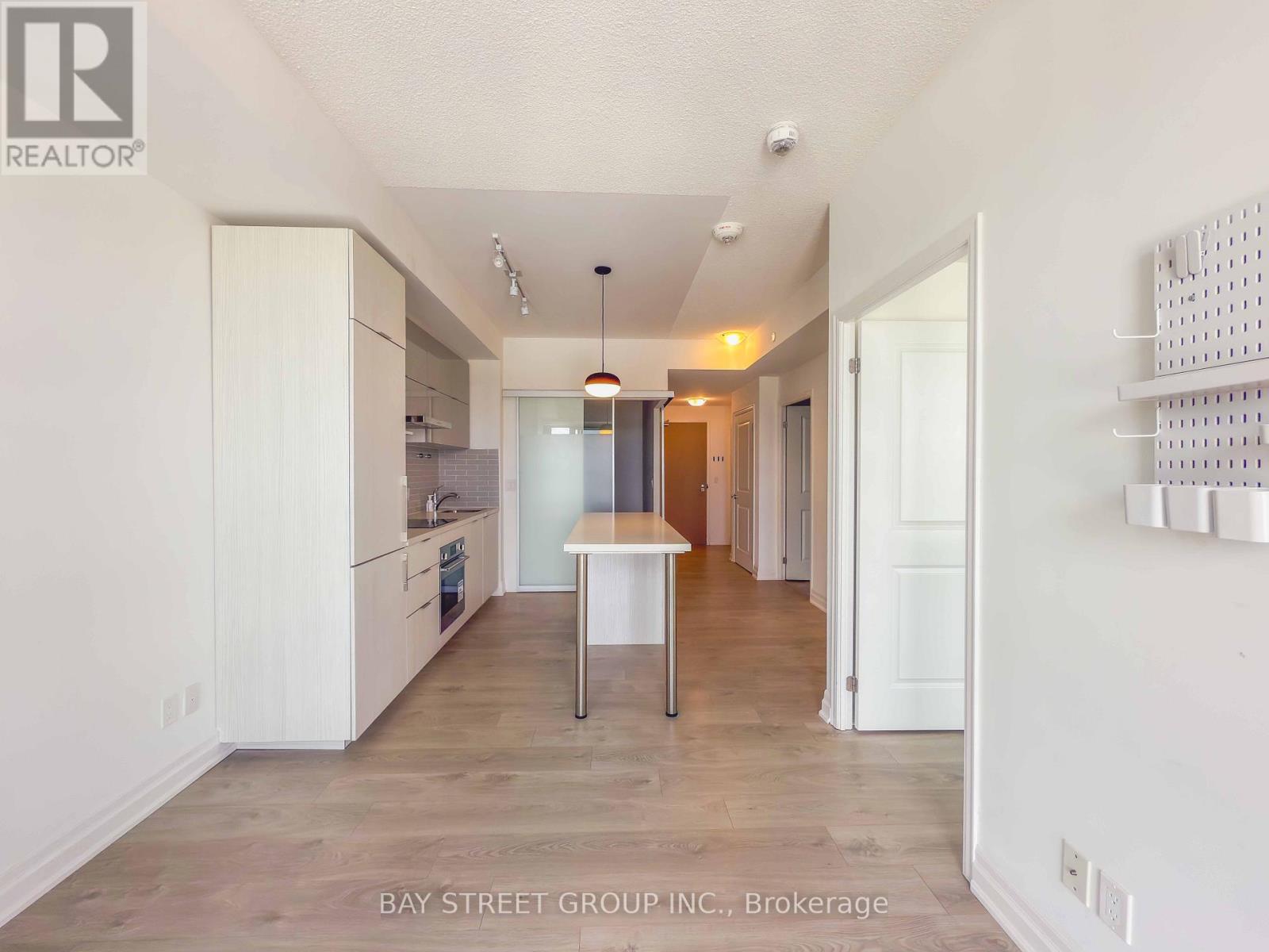 1001b - 8 Rouge Valley Drive W, Markham, Ontario  L6G 0G8 - Photo 15 - N12852672