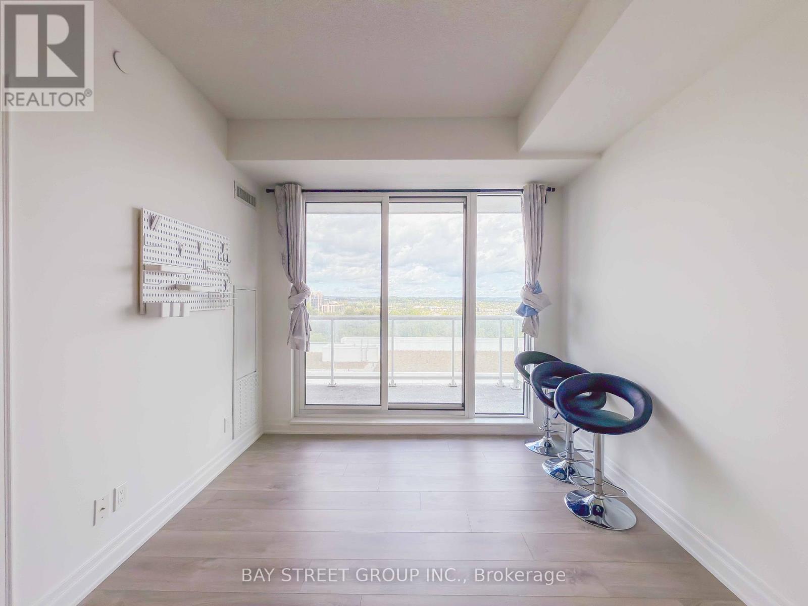 1001b - 8 Rouge Valley Drive W, Markham, Ontario  L6G 0G8 - Photo 19 - N12852672