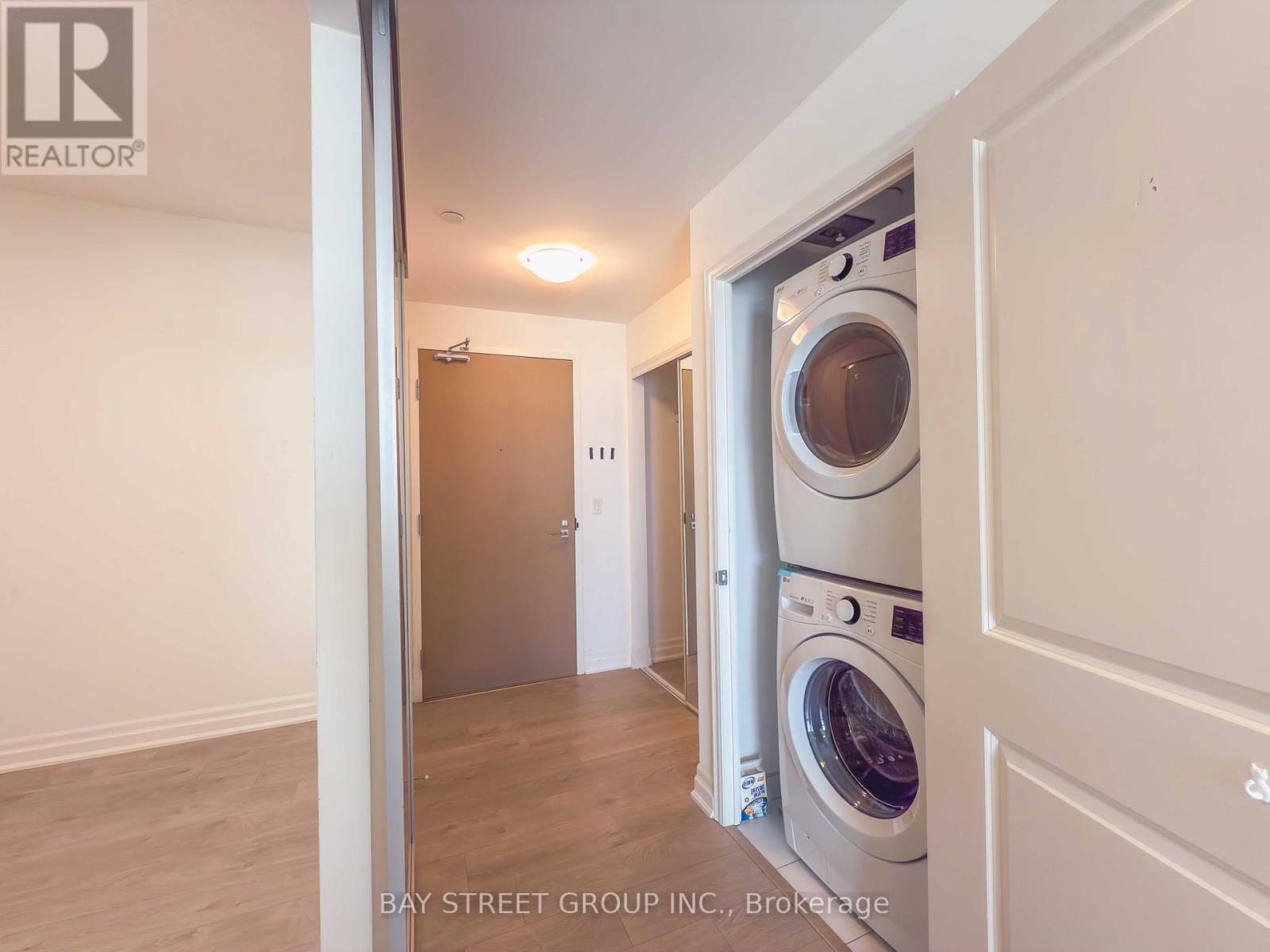 1001b - 8 Rouge Valley Drive W, Markham, Ontario  L6G 0G8 - Photo 3 - N12852672