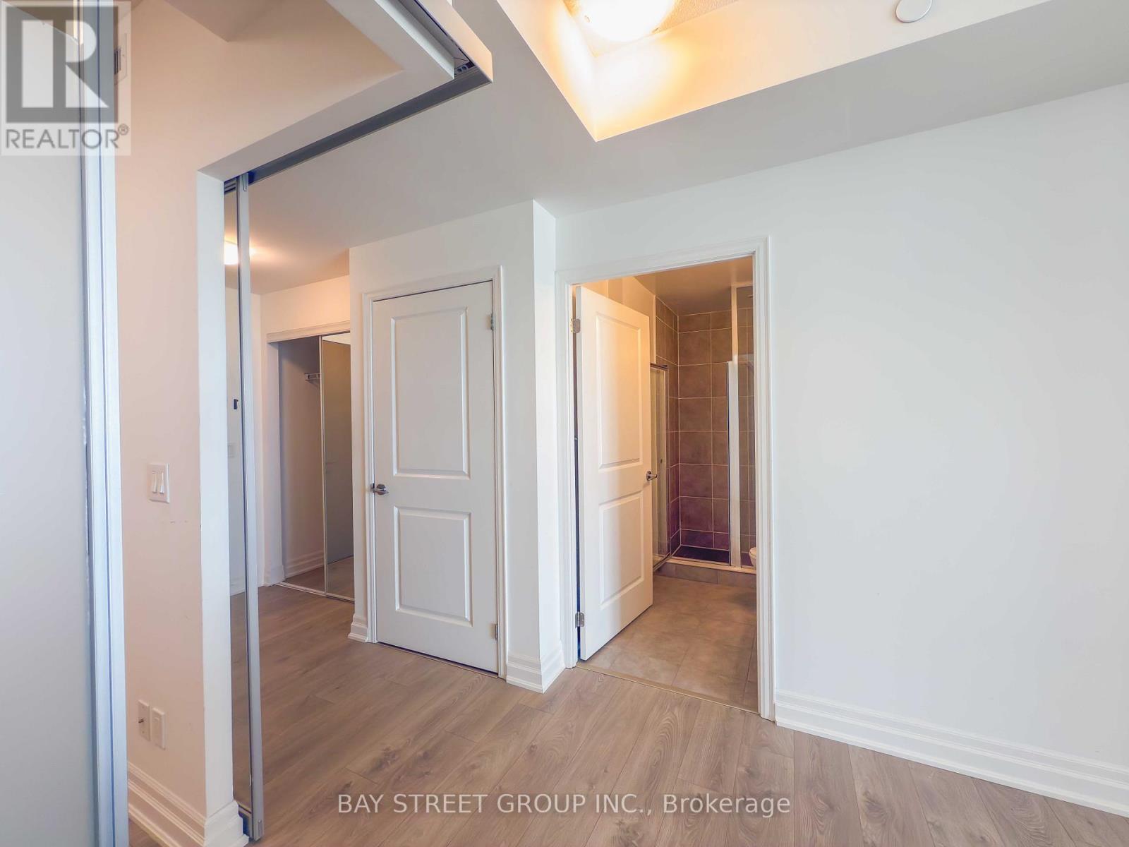 1001b - 8 Rouge Valley Drive W, Markham, Ontario  L6G 0G8 - Photo 5 - N12852672