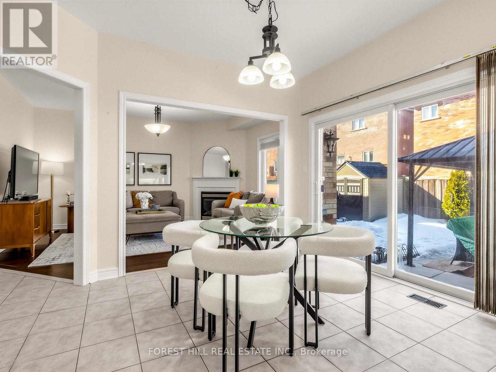 240 Swan Park Road, Markham, Ontario  L6E 0B1 - Photo 13 - N12852688