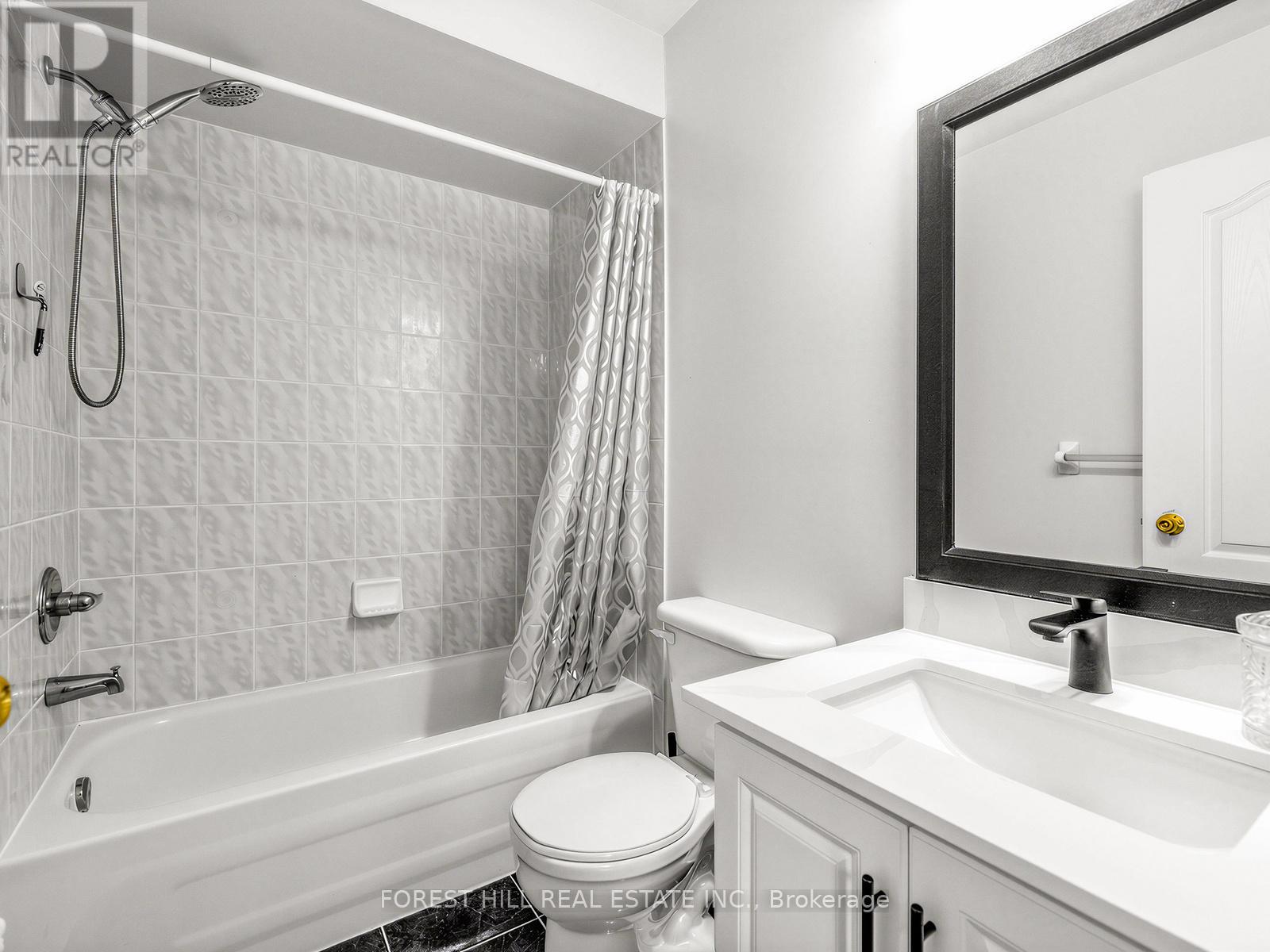 240 Swan Park Road, Markham, Ontario  L6E 0B1 - Photo 31 - N12852688