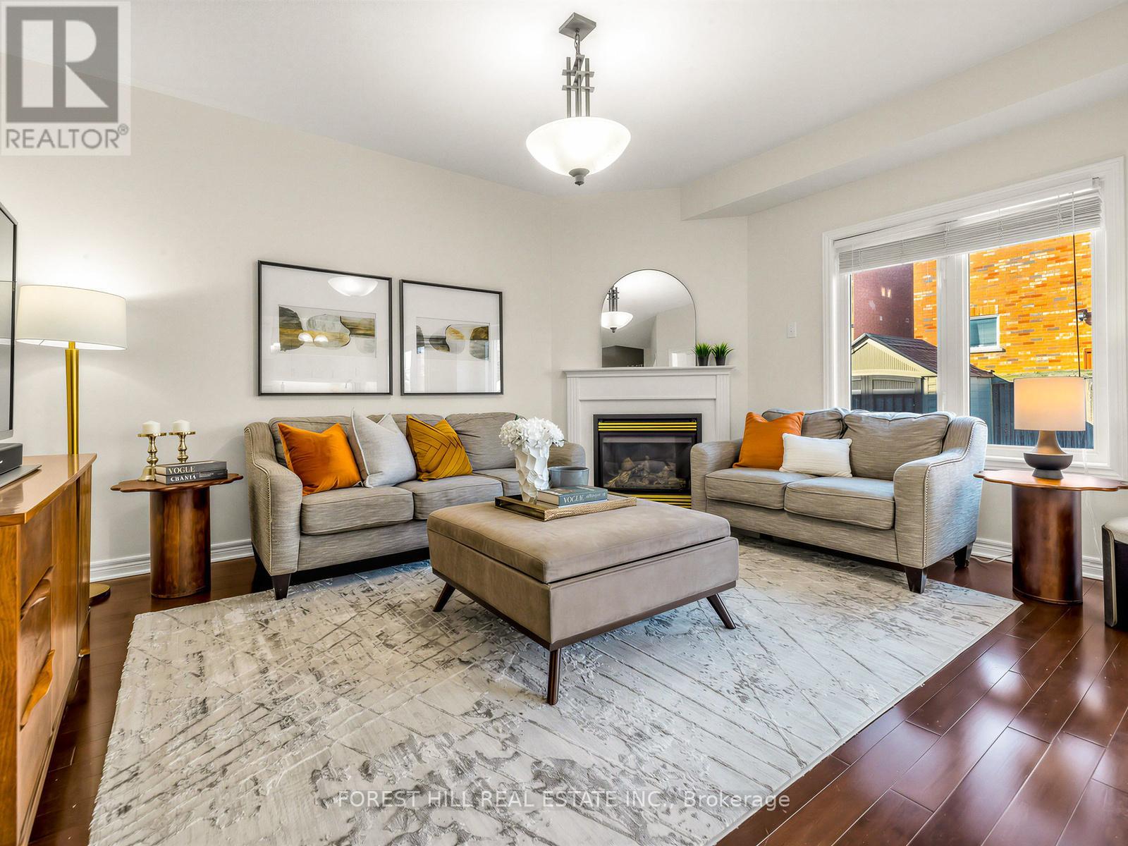 240 Swan Park Road, Markham, Ontario  L6E 0B1 - Photo 8 - N12852688