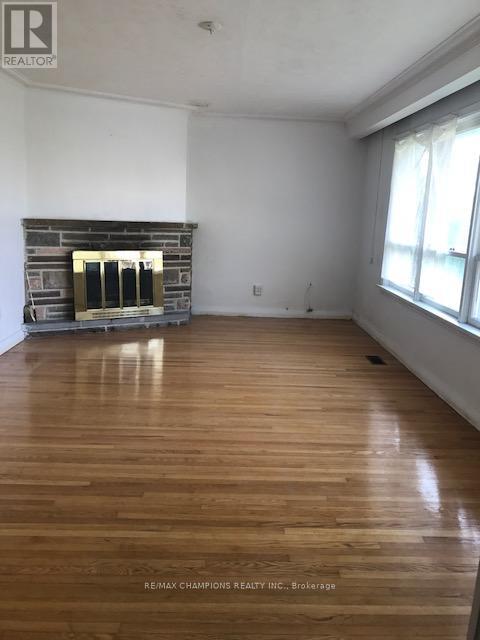 12112 Hurontario Street, Brampton, Ontario  L7A 1E6 - Photo 2 - W12852676