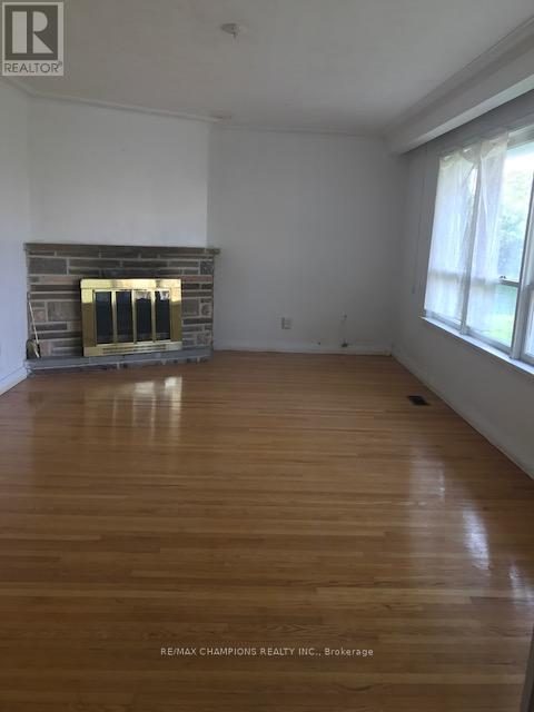 12112 Hurontario Street, Brampton, Ontario  L7A 1E6 - Photo 3 - W12852676