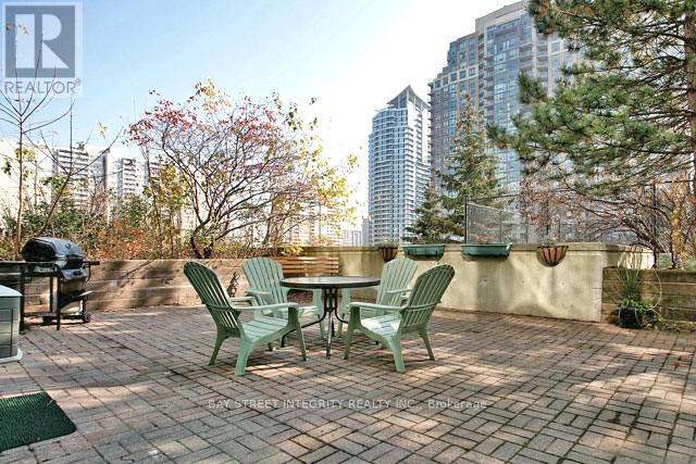 1011 - 265 Enfield Place, Mississauga, Ontario  L5B 3Y7 - Photo 22 - W12852682