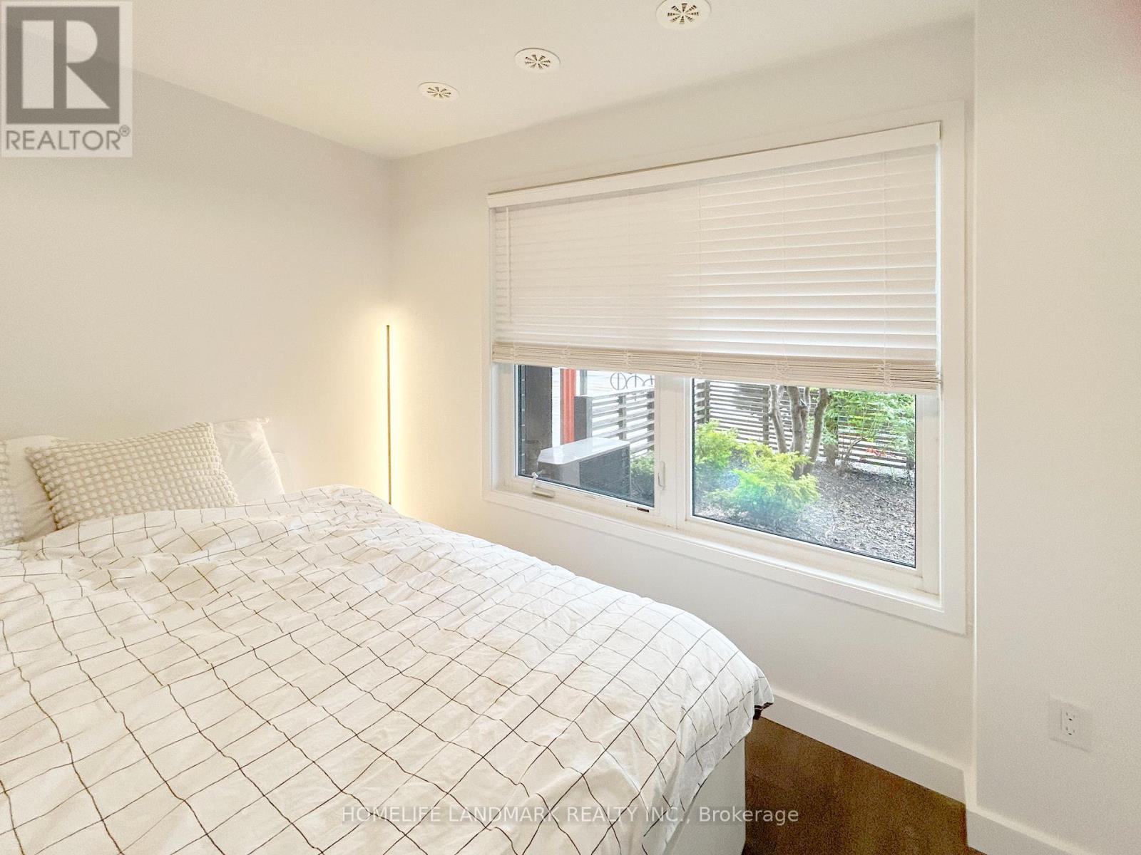 101 - 5005 Harvard Road, Mississauga, Ontario  L5M 0W5 - Photo 9 - W12852704