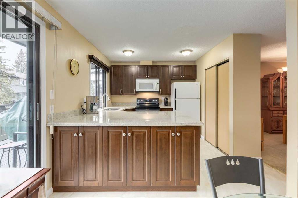 59, 10030 Oakmoor Way Sw, Calgary, Alberta  T2V 4S8 - Photo 15 - A2288508