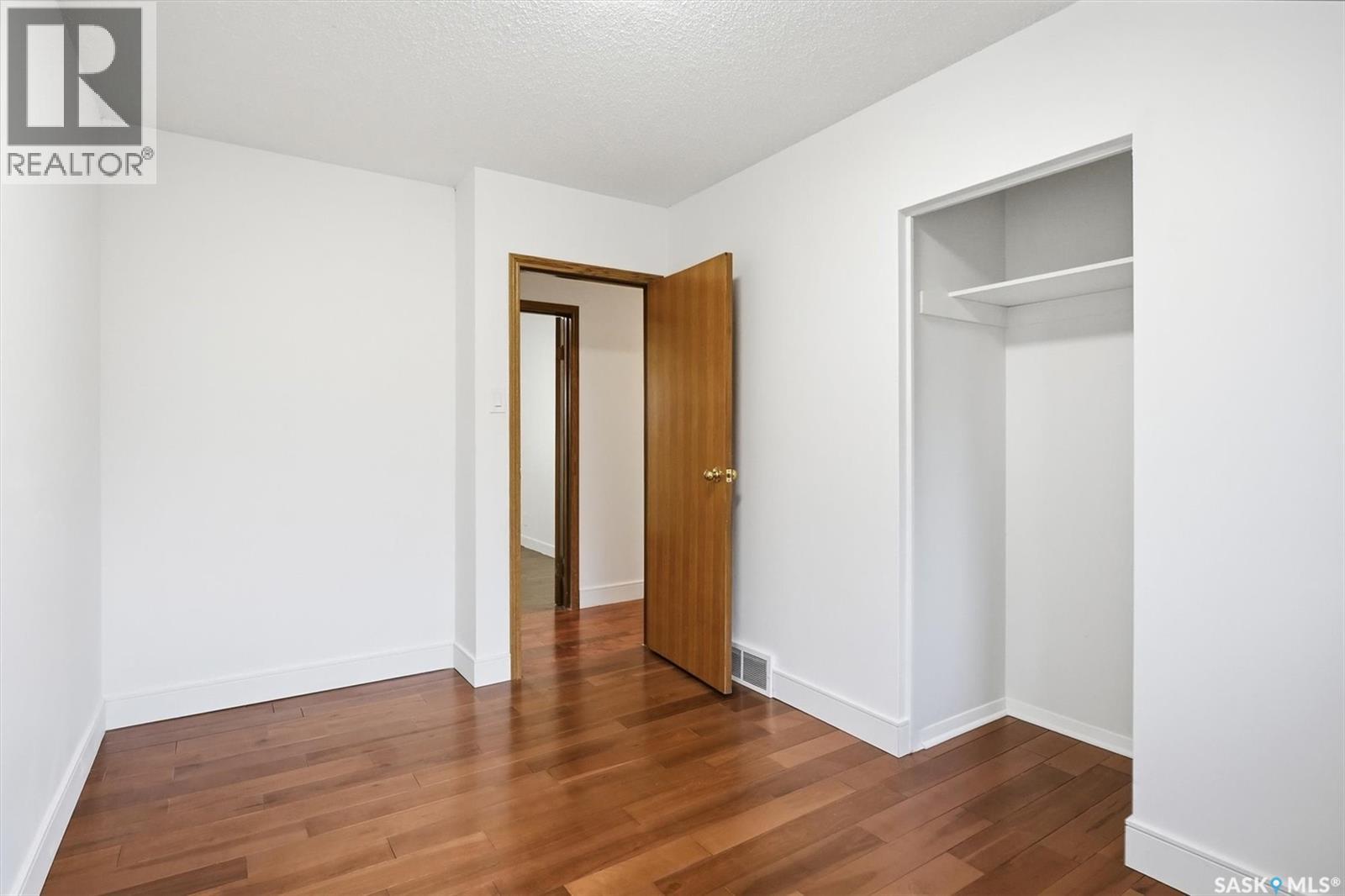 1424 Faulkner Crescent, Saskatoon, Saskatchewan  S7L 3R4 - Photo 19 - SK029854