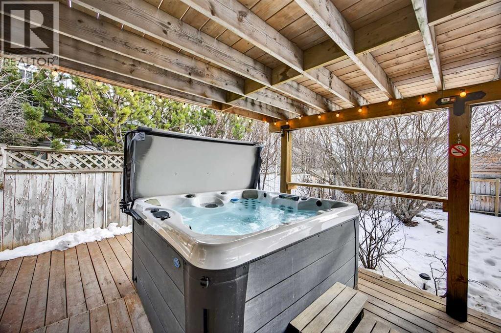 104 Meadowbrook Bay Se, Airdrie, Alberta  T4A 2B3 - Photo 46 - A2287567