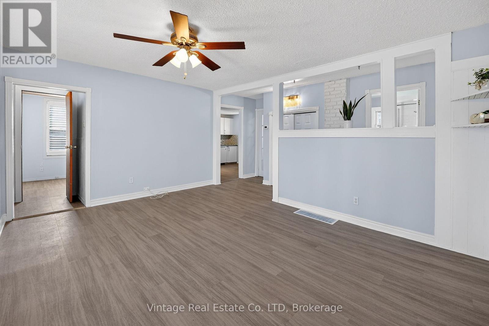 19 Longfellow Avenue, St. Catharines (Haig), Ontario  L2R 6N6 - Photo 20 - X12852736