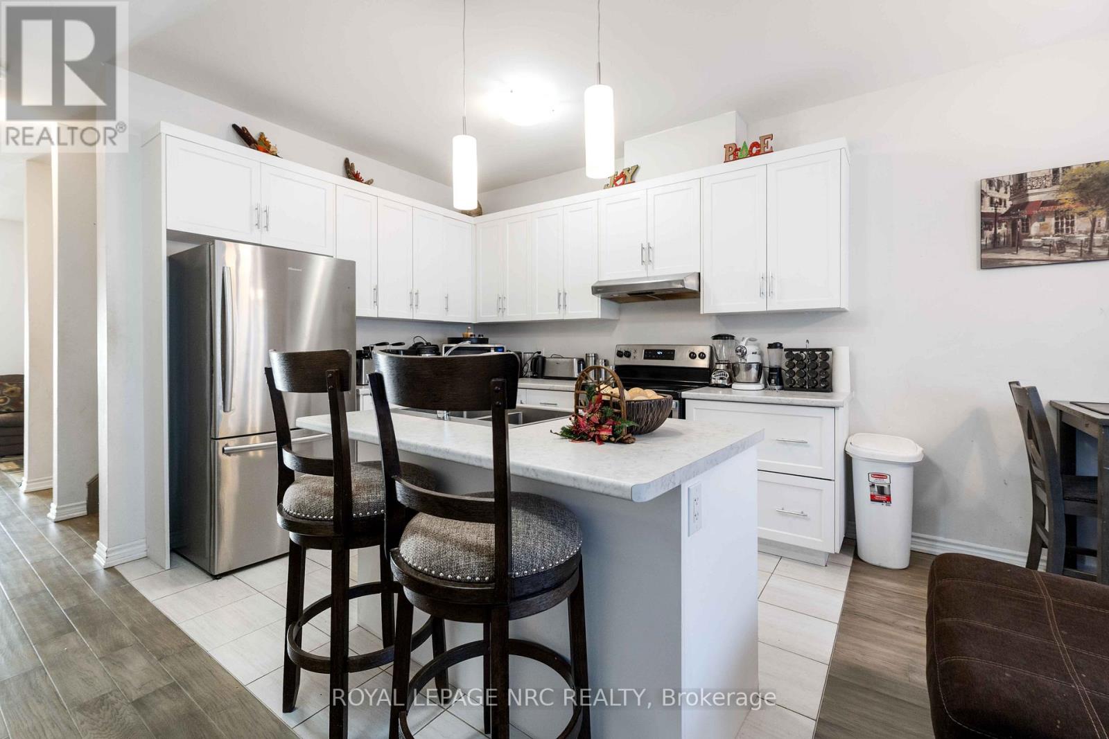 233 Louise Street, Welland (Lincoln/crowland), Ontario  L3B 1S9 - Photo 6 - X12852760