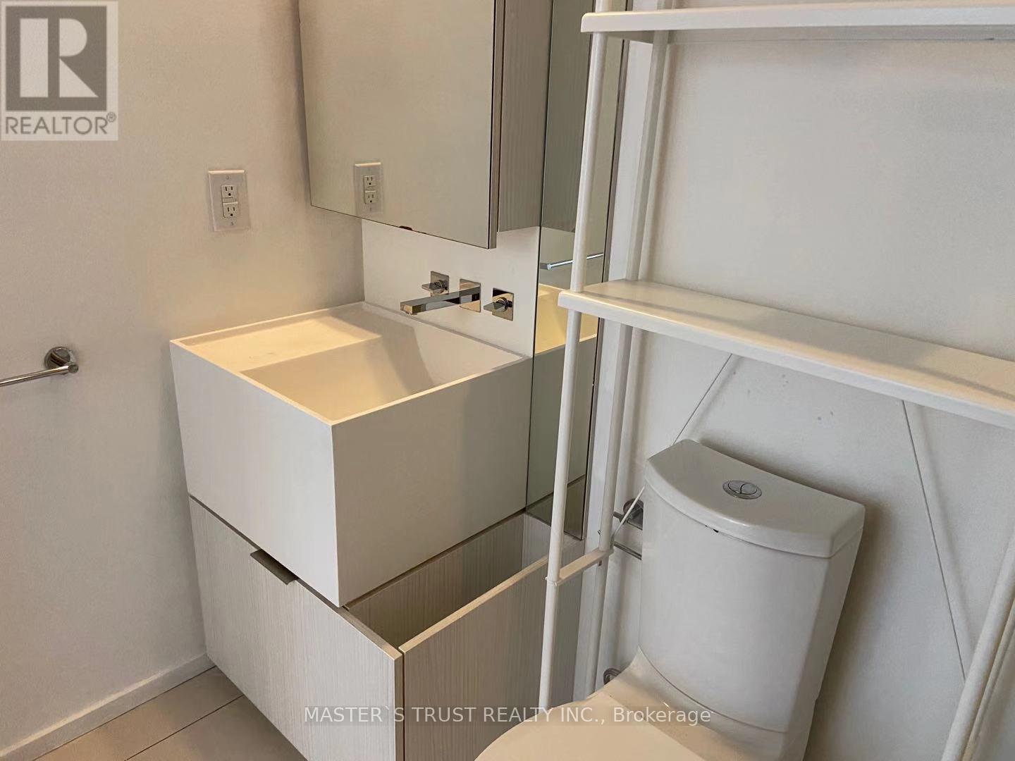 1206 - 1 Bloor Street E, Toronto, Ontario  M4W 1A9 - Photo 8 - C12852726