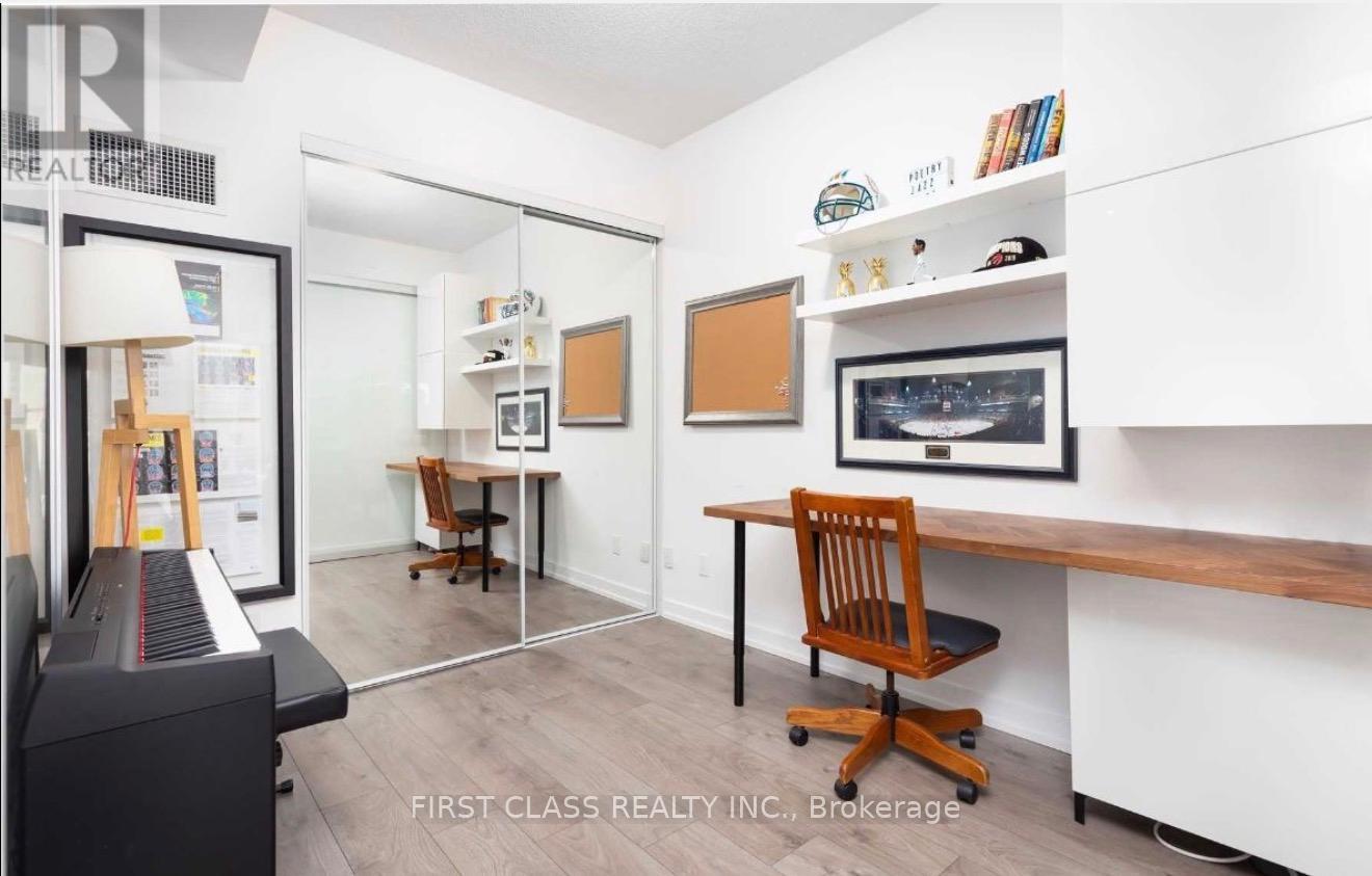 623 - 297 College Street, Toronto, Ontario  M5T 0C2 - Photo 13 - C12852728