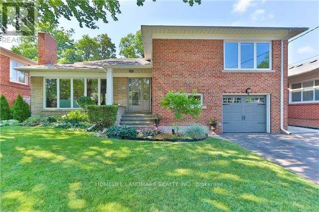 - MAIN - 318 BETTY ANN DRIVE, Toronto, Ontario