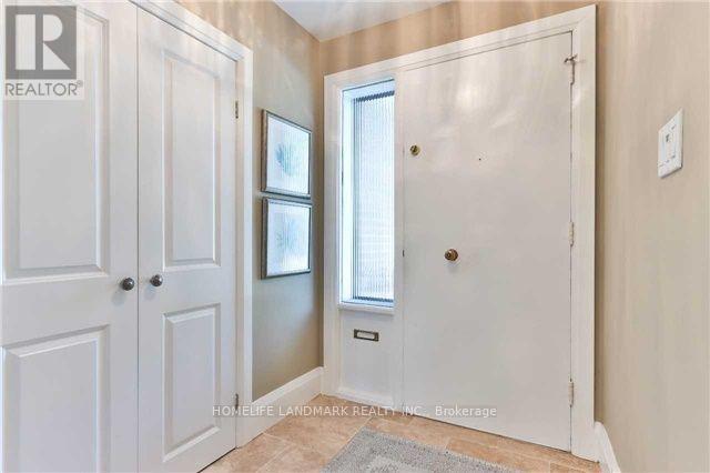 - Main - 318 Betty Ann Drive, Toronto, Ontario  M2R 1B3 - Photo 2 - C12852734