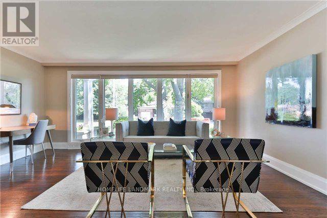 - Main - 318 Betty Ann Drive, Toronto, Ontario  M2R 1B3 - Photo 4 - C12852734