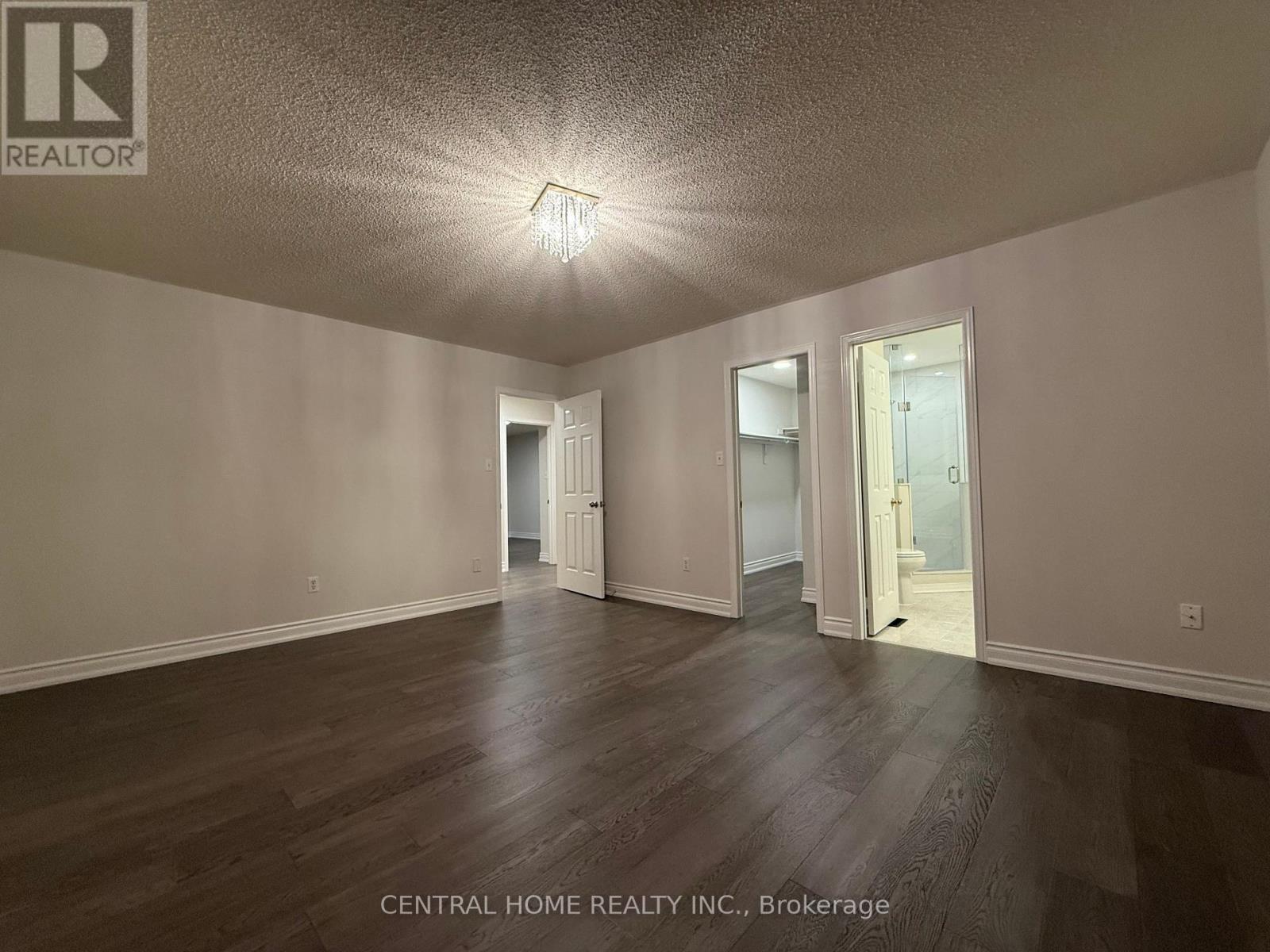 81 Bassett Avenue, Richmond Hill, Ontario  L4B 4H5 - Photo 13 - N12852766