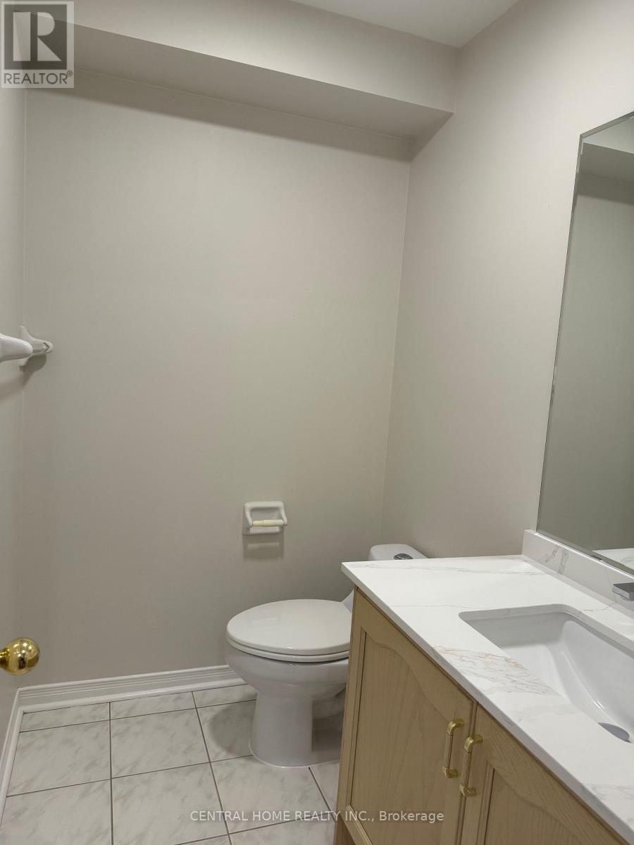 81 Bassett Avenue, Richmond Hill, Ontario  L4B 4H5 - Photo 23 - N12852766