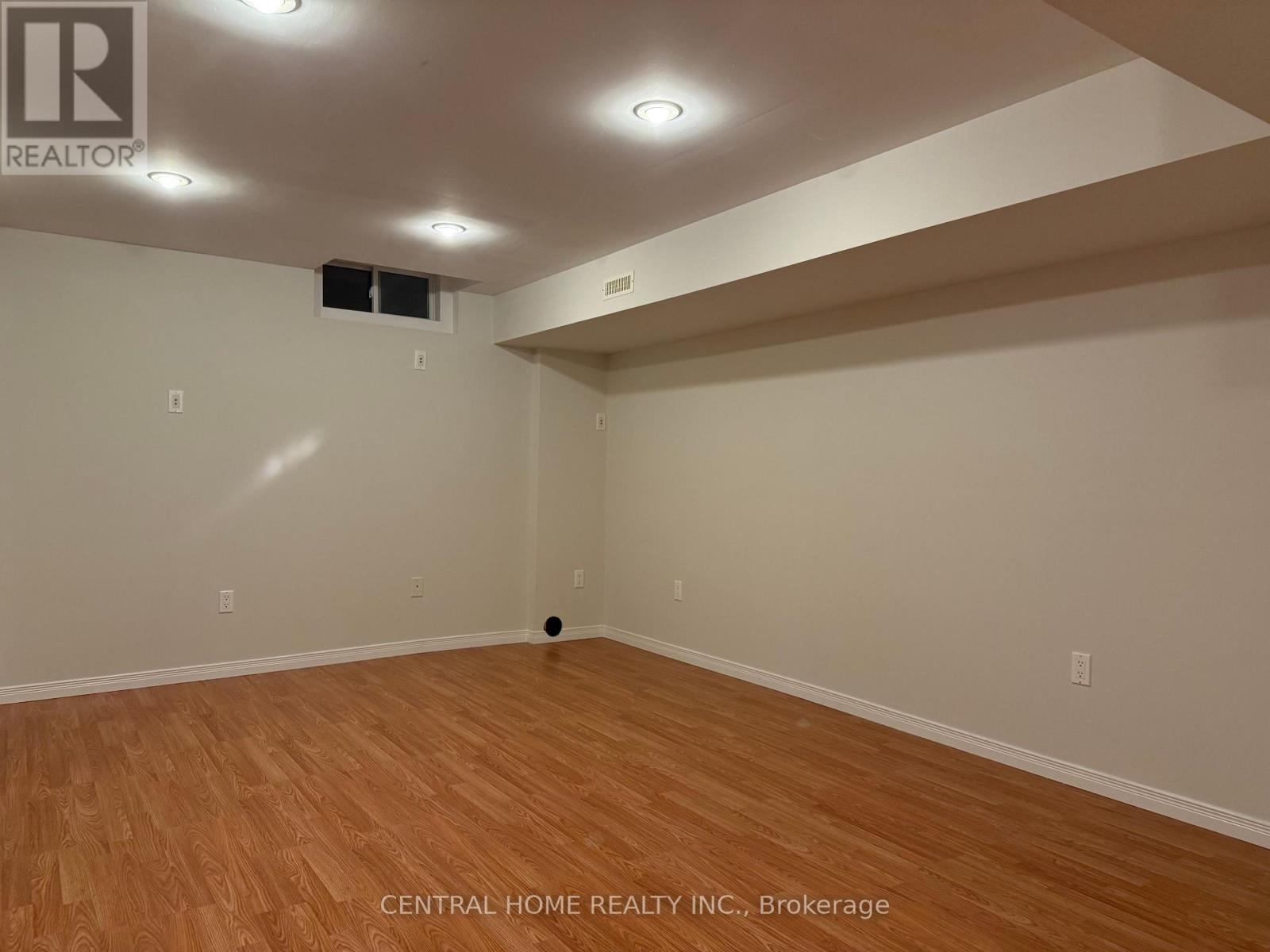 81 Bassett Avenue, Richmond Hill, Ontario  L4B 4H5 - Photo 28 - N12852766