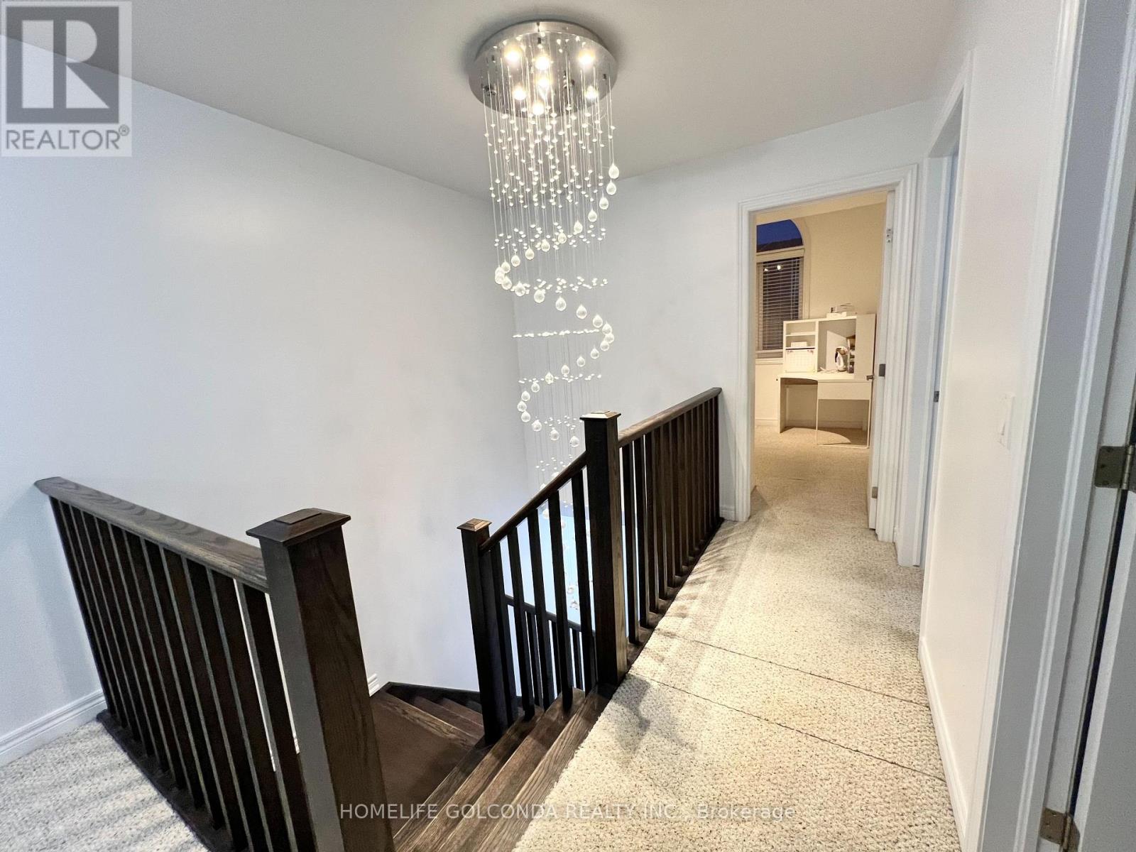 2358 Natasha Circle, Oakville, Ontario  L6M 1N9 - Photo 10 - W12852740