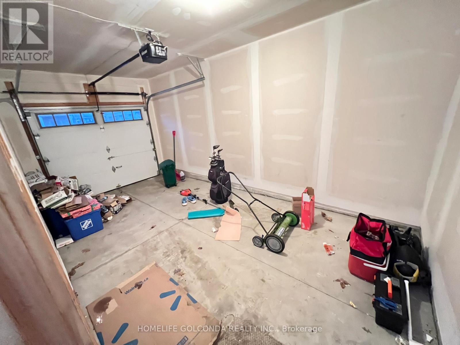 2358 Natasha Circle, Oakville, Ontario  L6M 1N9 - Photo 24 - W12852740