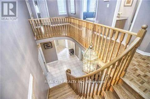 37 Bobcat Street, Brampton, Ontario  L6R 1C8 - Photo 2 - W12852752